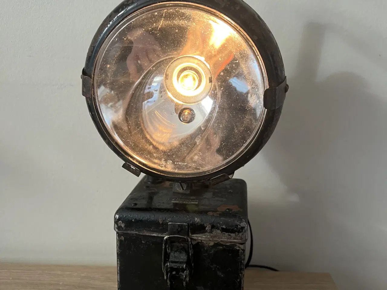 Billede 1 - Original Eisemann industrilampe fra 1930-50’erne