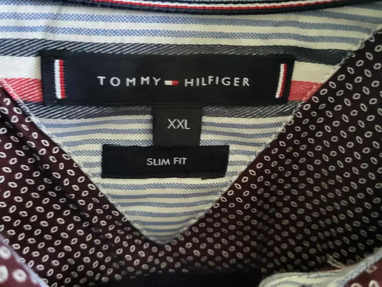 Billede 2 - Tommy hilfiger skjorte xxl