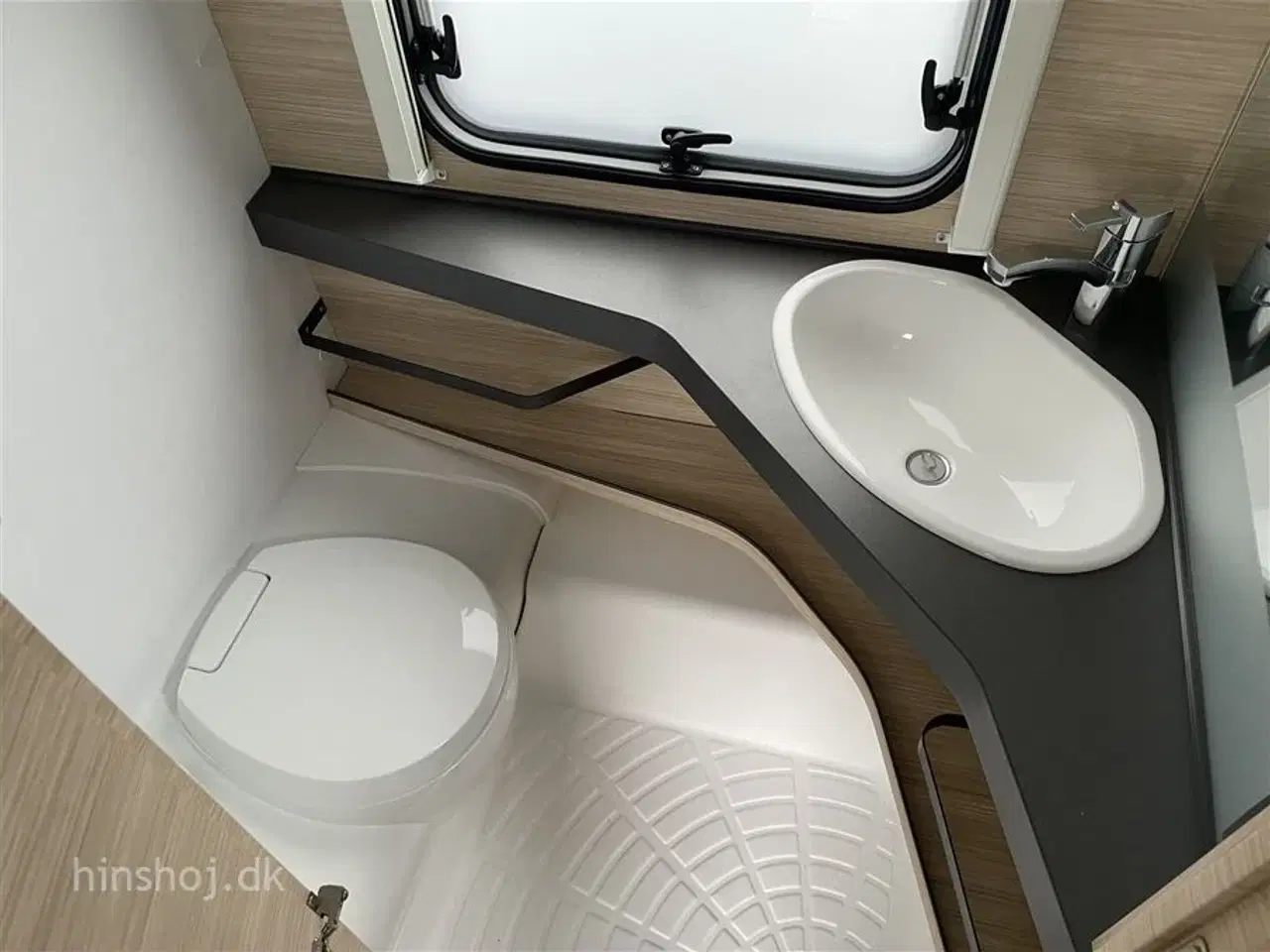 Billede 6 - 2023 - Fendt Apero 495 SKM   Fendt med tværvendt dobbeltseng og Køjer fra Hinshøj Caravan A/S
