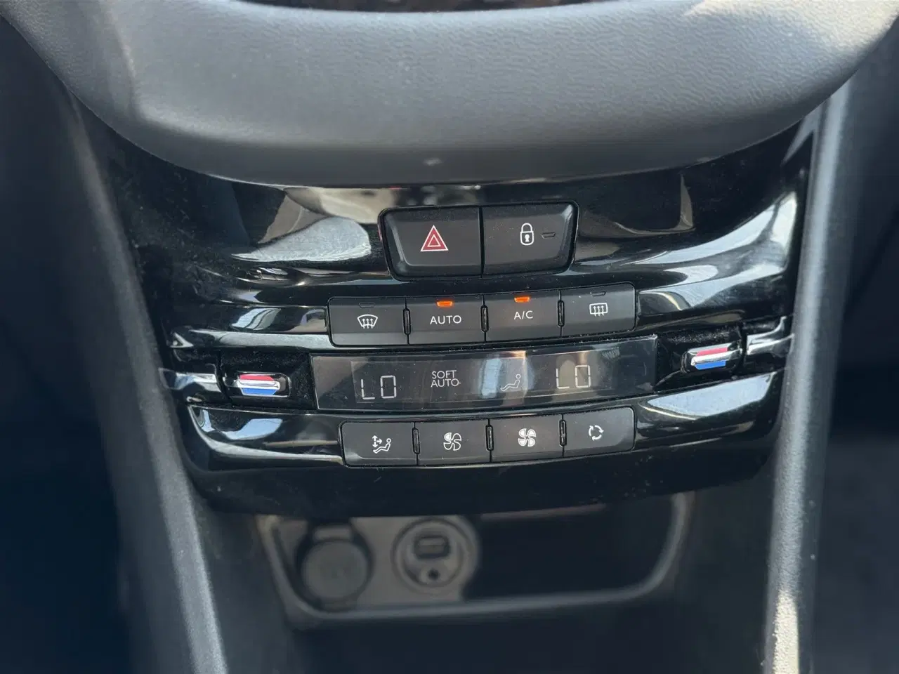 Billede 15 - Peugeot 208 1,2 VTi Allure 82HK 5d