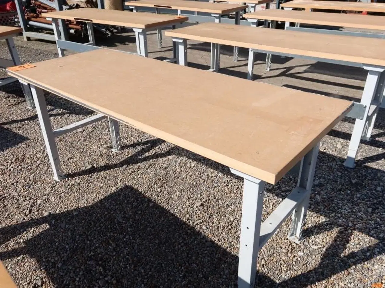 Billede 1 - ARBEJDSBORD.