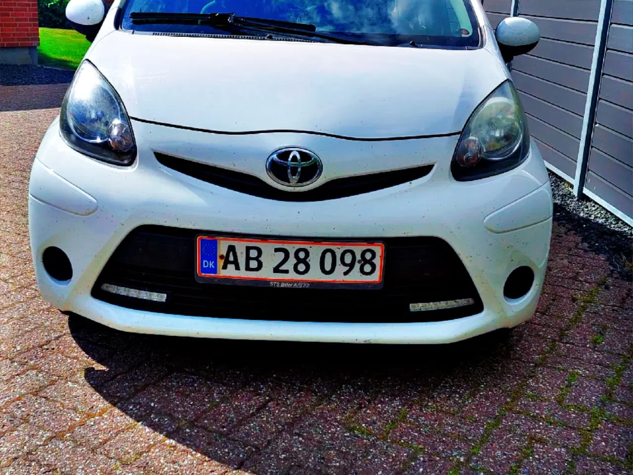 Billede 1 - Fin nys  toyota aygo lav km  billig vægtafgift 