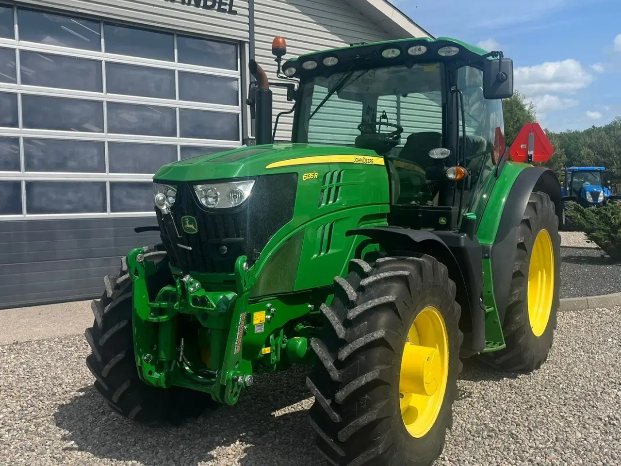 Billede 9 - John Deere 6135R Krybegear, frontlift, TLS Affjedret foraksel og affjedret kabine