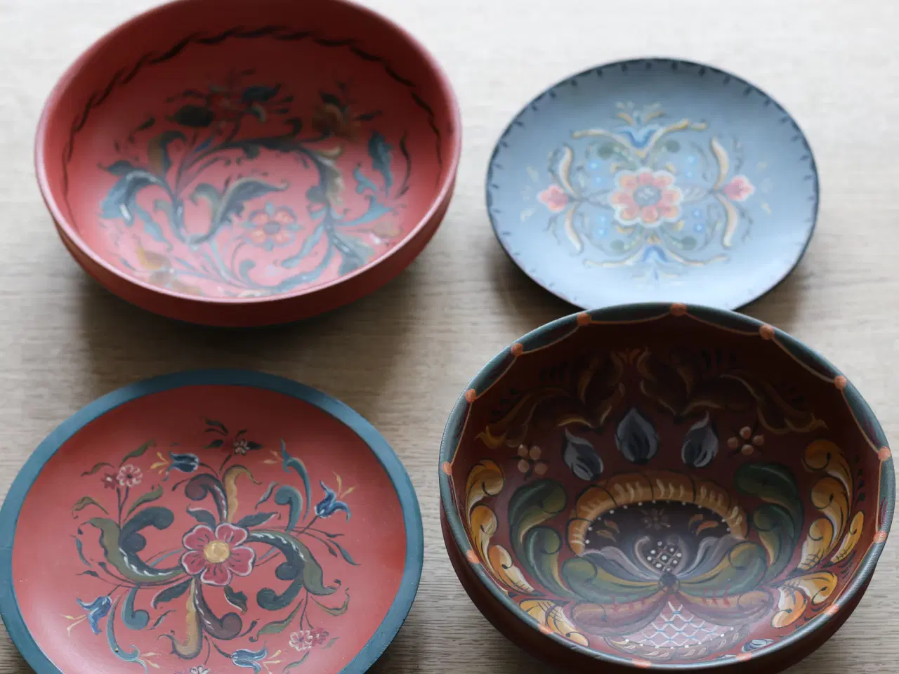 Billede 7 - Norsk rosemaling på træskåle og -tallerkner