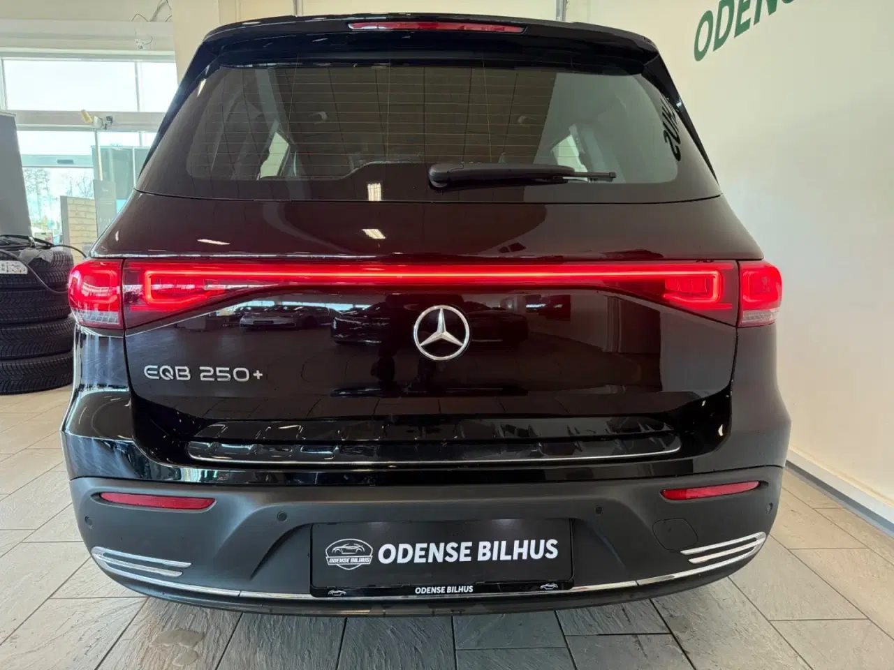 Billede 4 - Mercedes EQB250+  