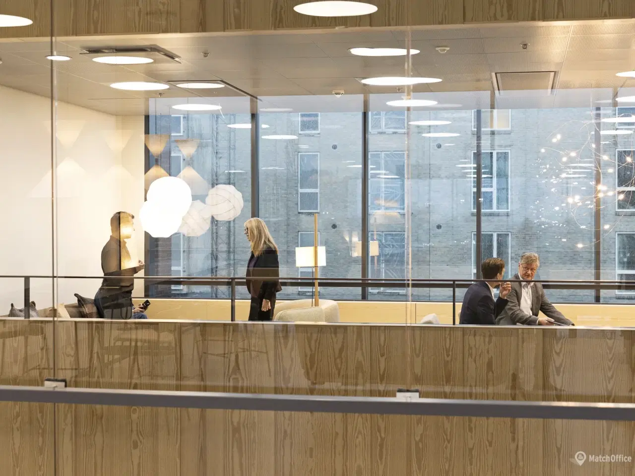 Billede 11 - Et kontorhus med udsigt lys og luft