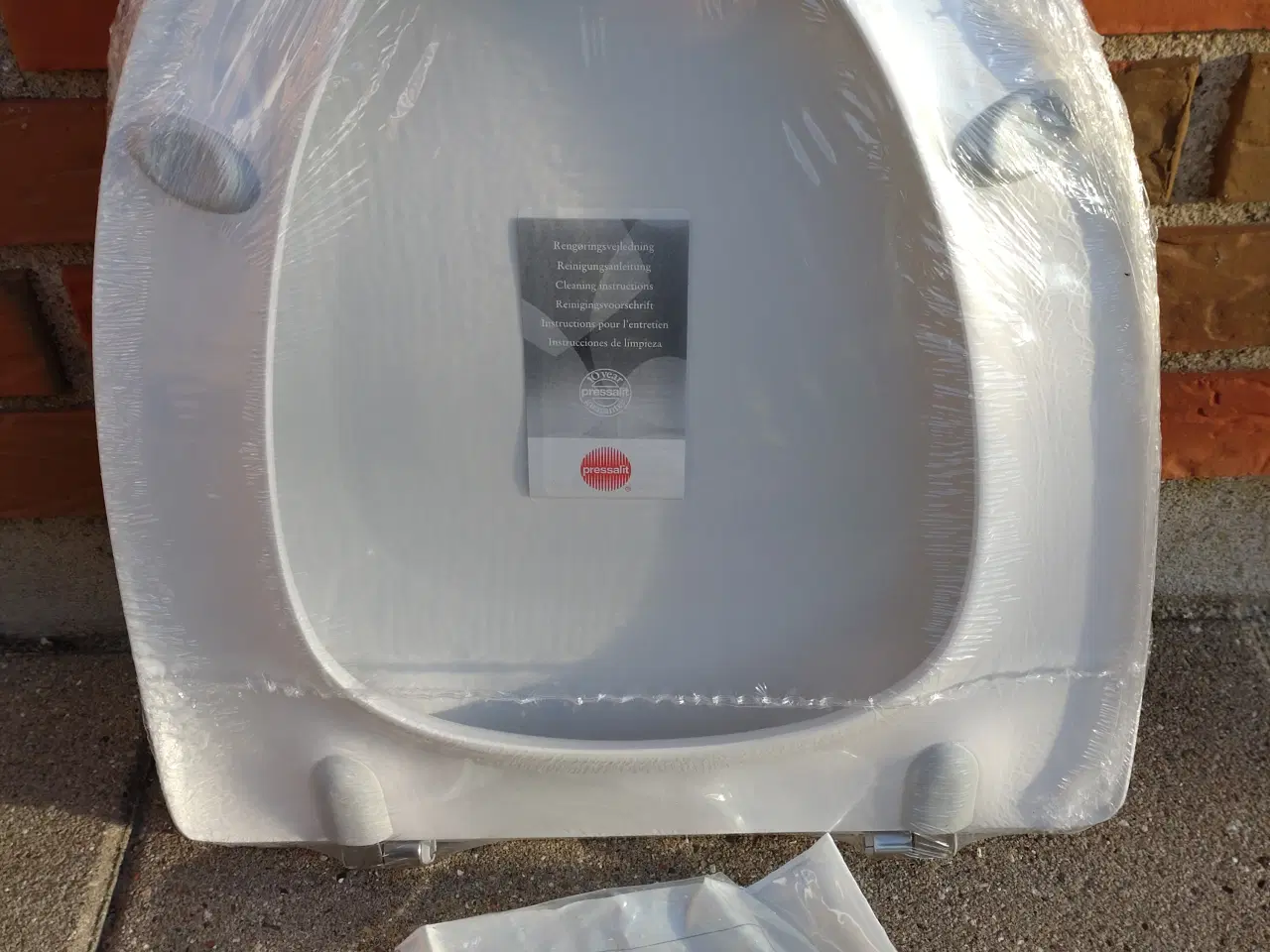 Billede 2 - Ifø Cera toiletsæde