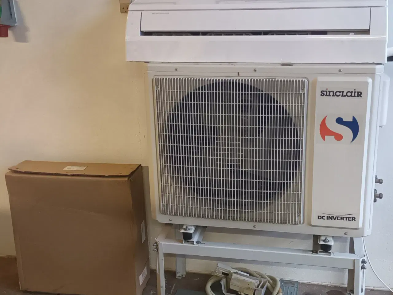 Billede 1 - Varmepumpe, 5300W varme, 5200W køl, Kølemiddel R32