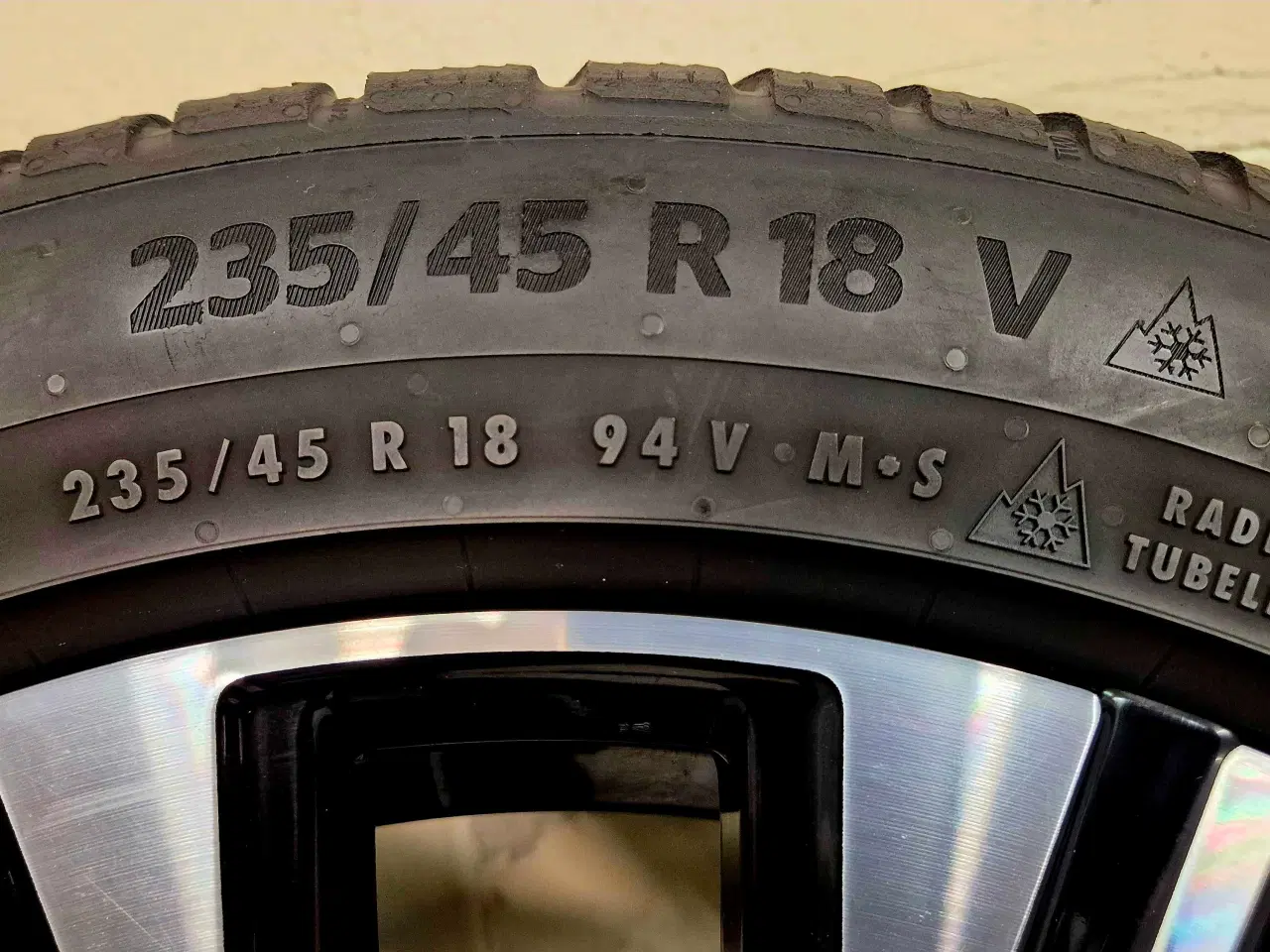 Billede 5 - 5x108 VOLVO ORIGINAL ALUFÆLGE MED VINTERDÆK