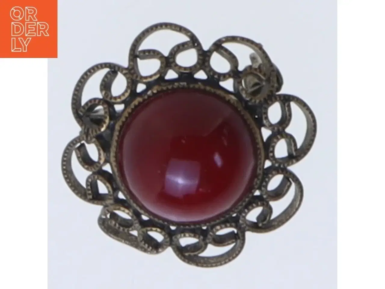 Billede 1 - Vintage broche med rød sten (str. 3 cm)