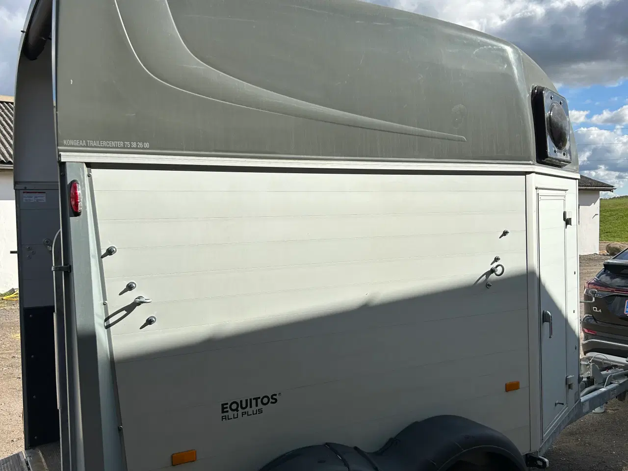 Billede 4 - Humbaur Equitos 2000 hestetrailer