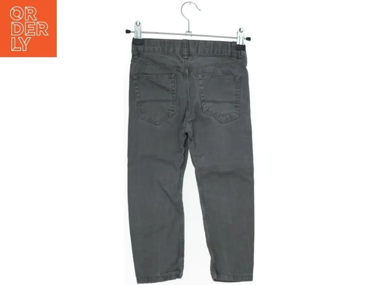 Billede 2 - Bukser i grå denim fra H&M (str. 104)