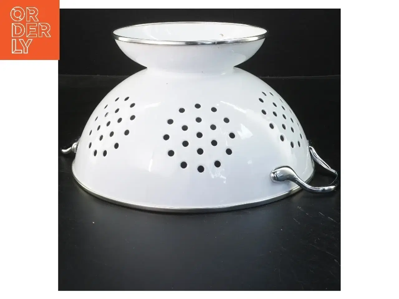 Billede 2 - Hvid metalsigte (str. Ø 22x12,5 cm)