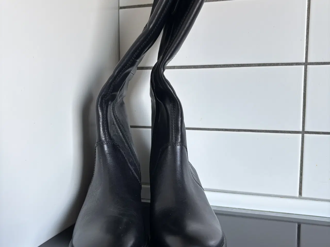 Billede 1 - Langskaftede støvler fra Vagabond str. 36