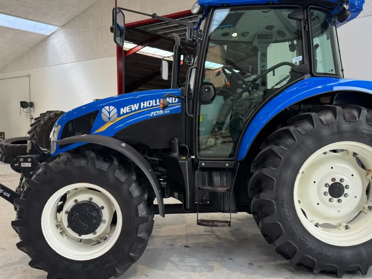 Billede 4 - New Holland TD5.85 KUN 150 TIMER OG AIRCON!