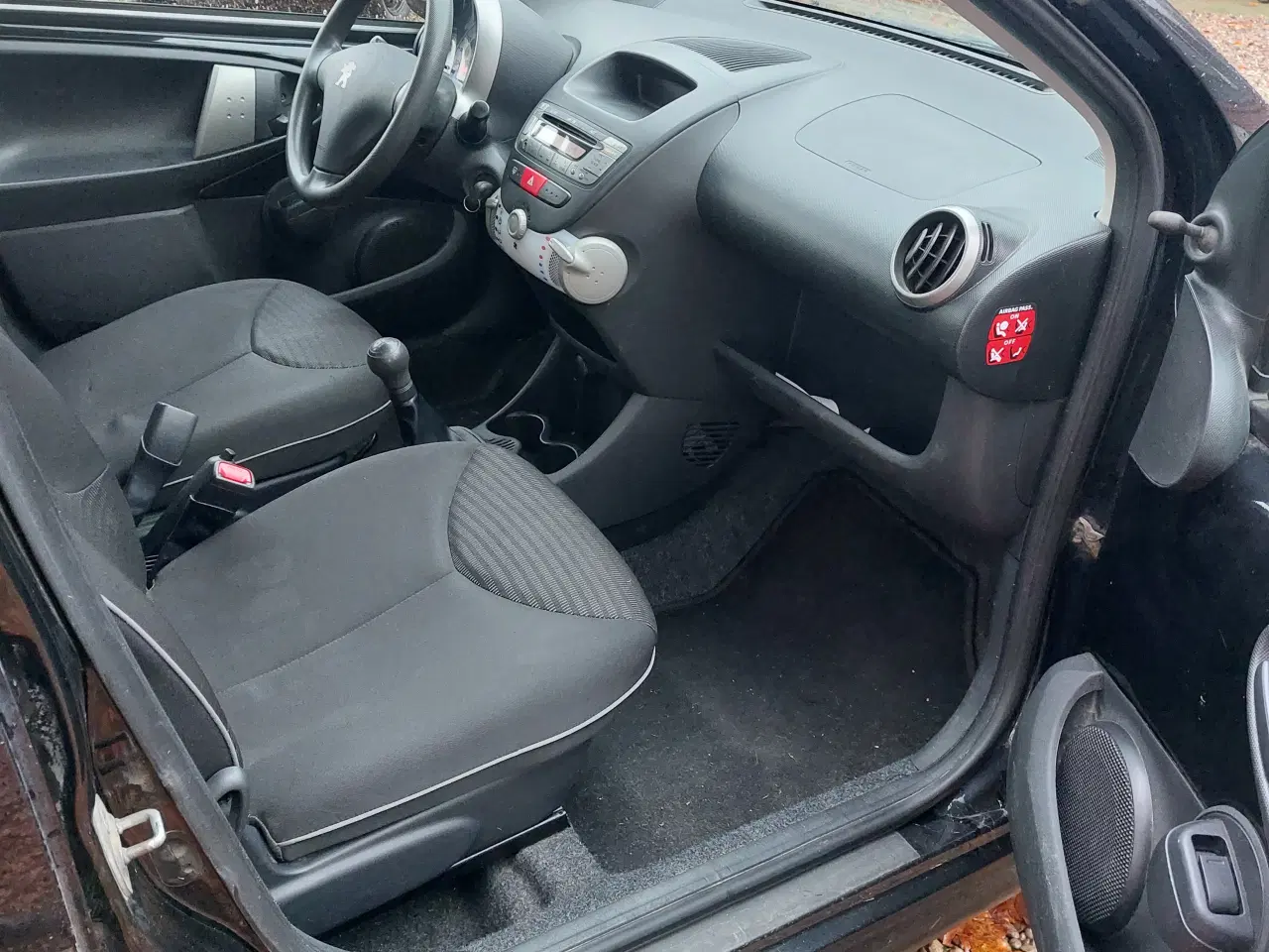 Billede 7 - Km kun 207000. Årgang 2012