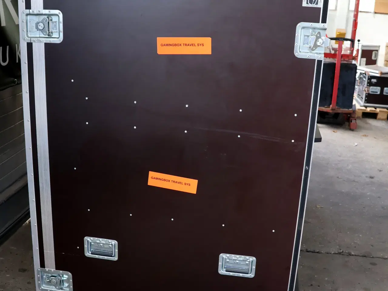 Billede 5 - Kæmpe Flightcase/transportkasser m/9 stk hjul