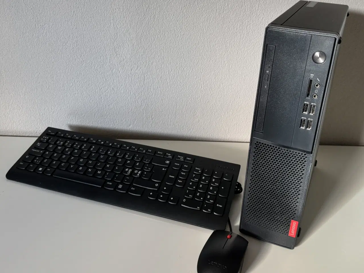 Billede 1 - Lenovo ThinkCentre V520S SFF Intel i7-7700 