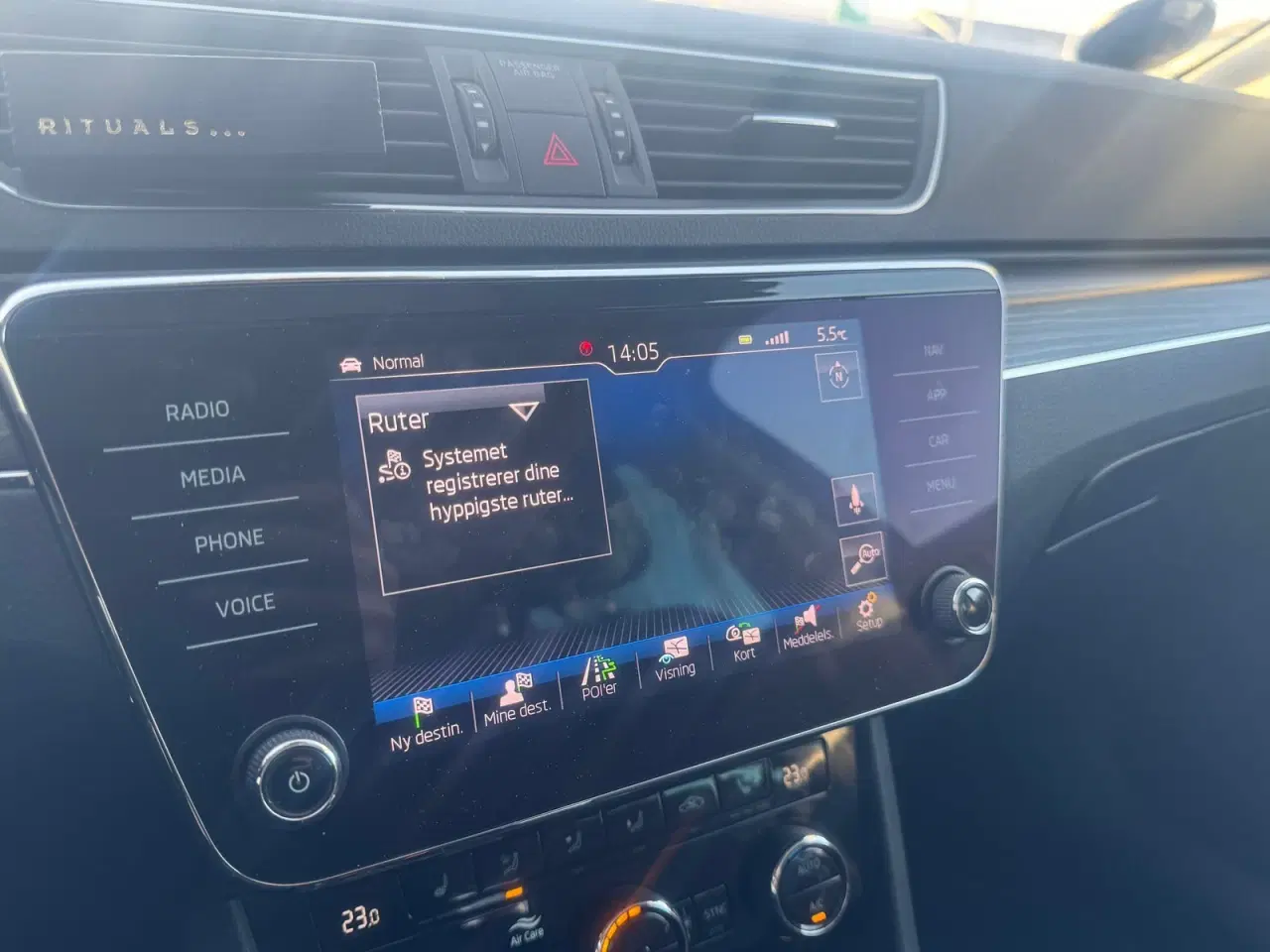 Billede 11 - Skoda Superb 2,0 TSi 190 Business Executive Combi DSG