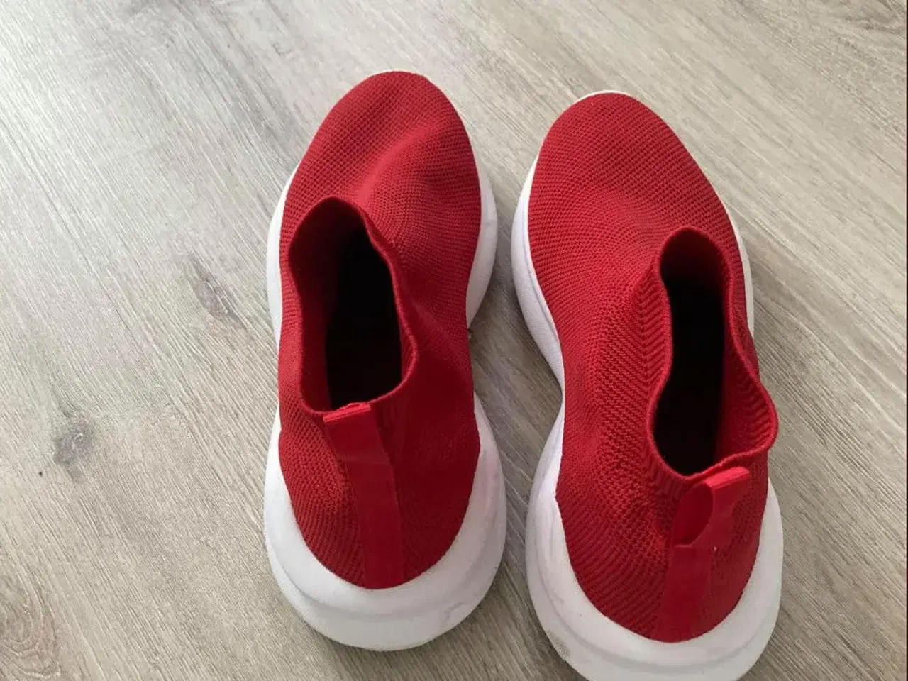 Billede 2 - Røde sko