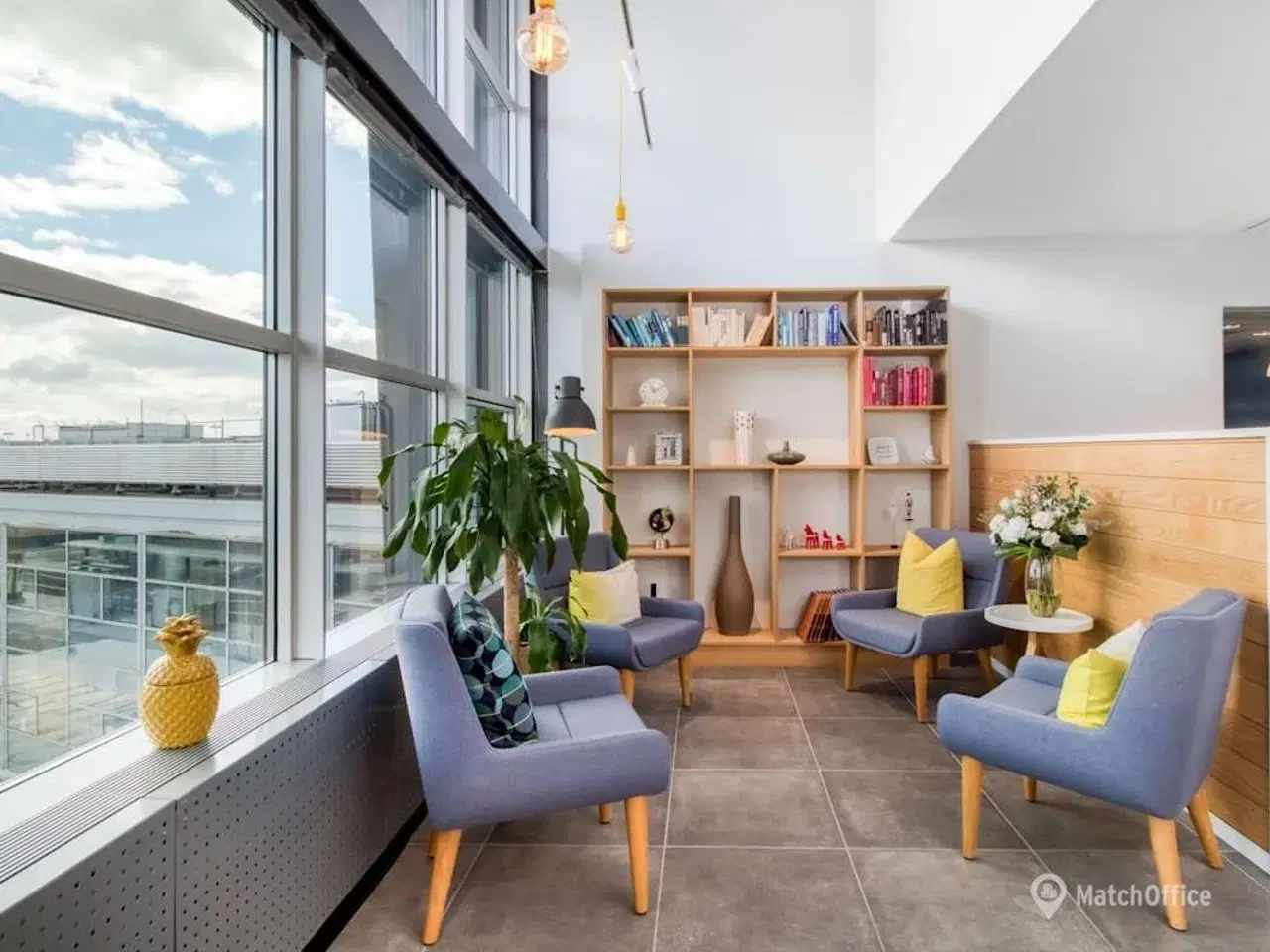 Billede 5 - Fornem arbejdsplads på en velforbundet beliggenhed