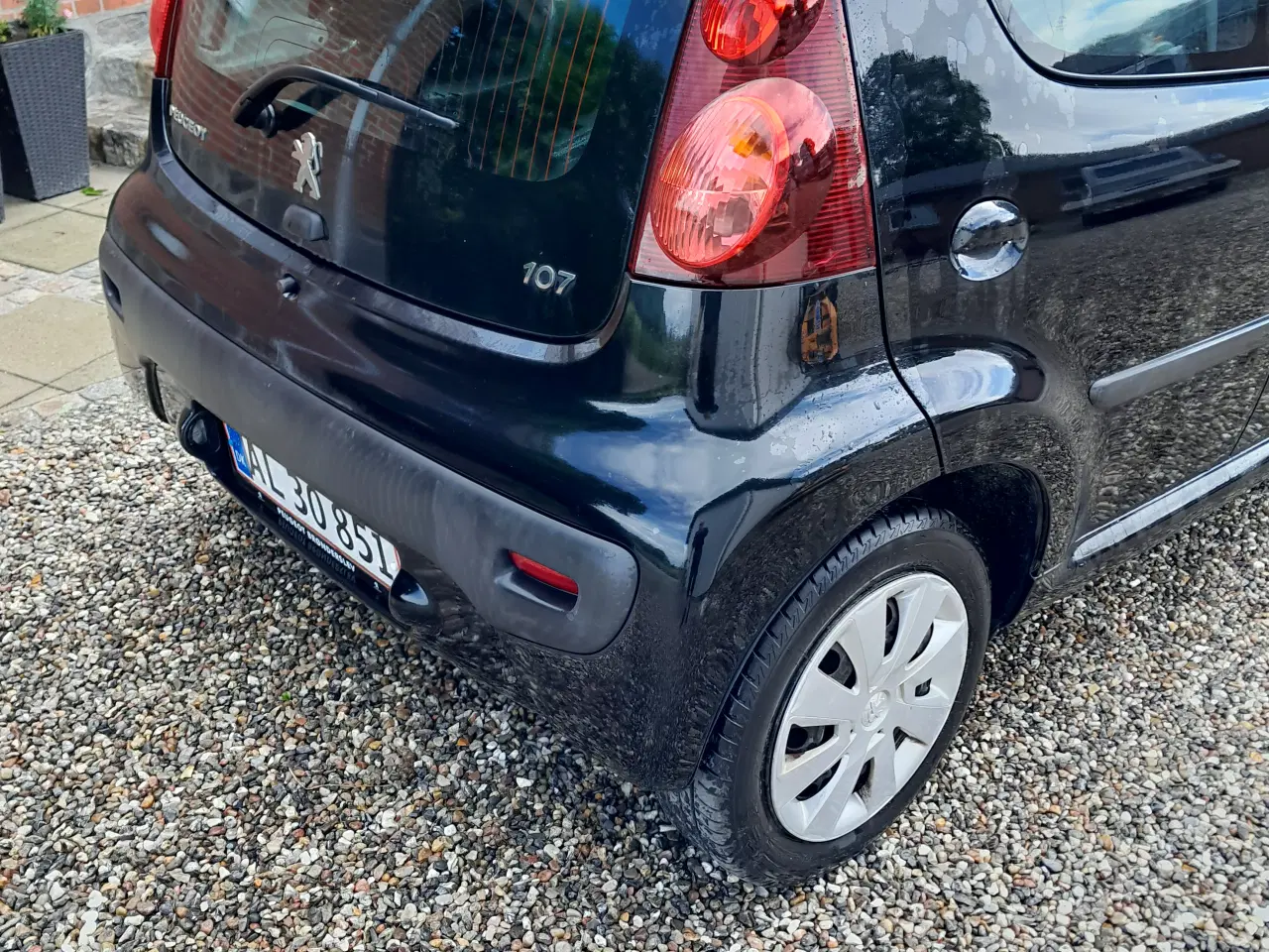 Billede 7 - Peugeot 107. Bemærk Km