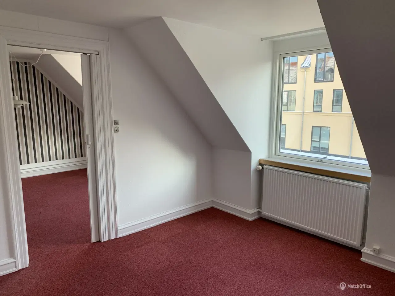 Billede 3 - Mindre og rigtig hyggeligt kontorlejemål tæt på offentlig transport og E47/E20