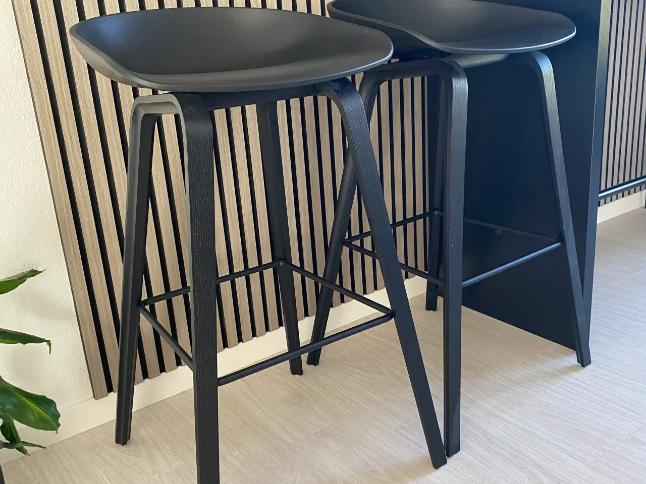 Billede 1 - HAY sorte barstole