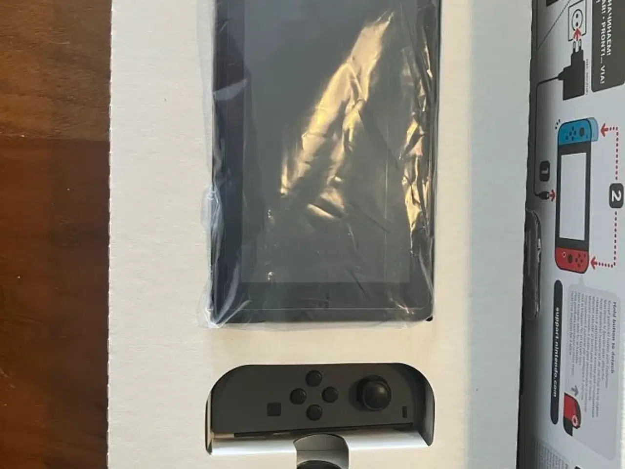 Billede 5 - Nintendo Switch with 2 games 128g case black joycn