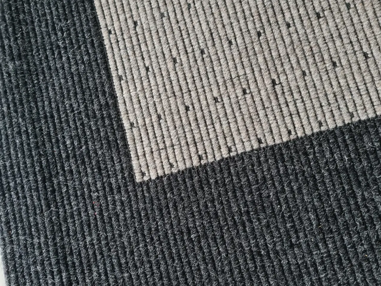 Billede 2 - Flot gulvtæppe 