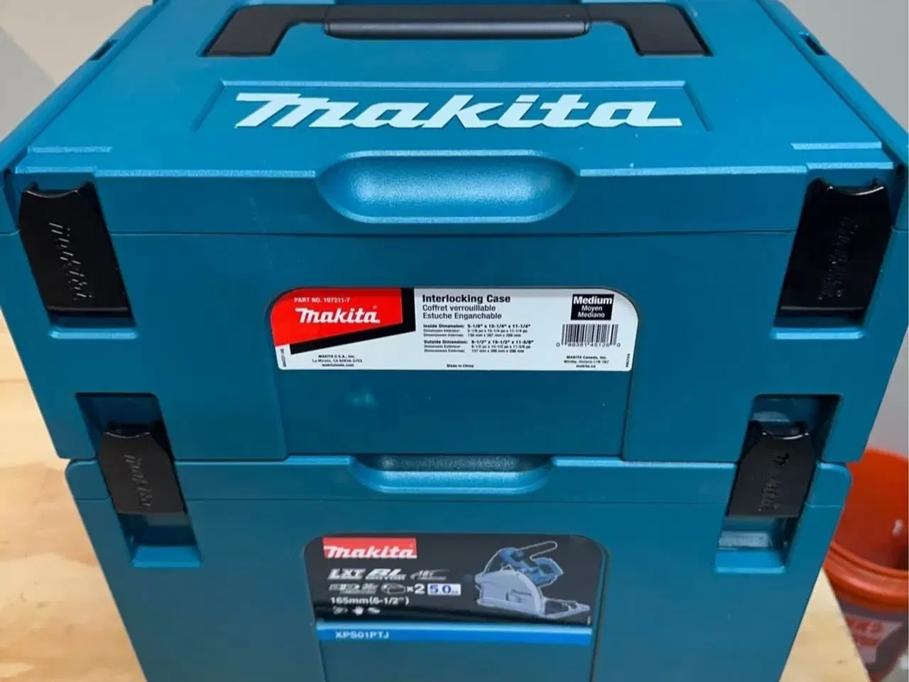 Billede 8 - Makita Dyksav m. batterier og dobbelt oplader.