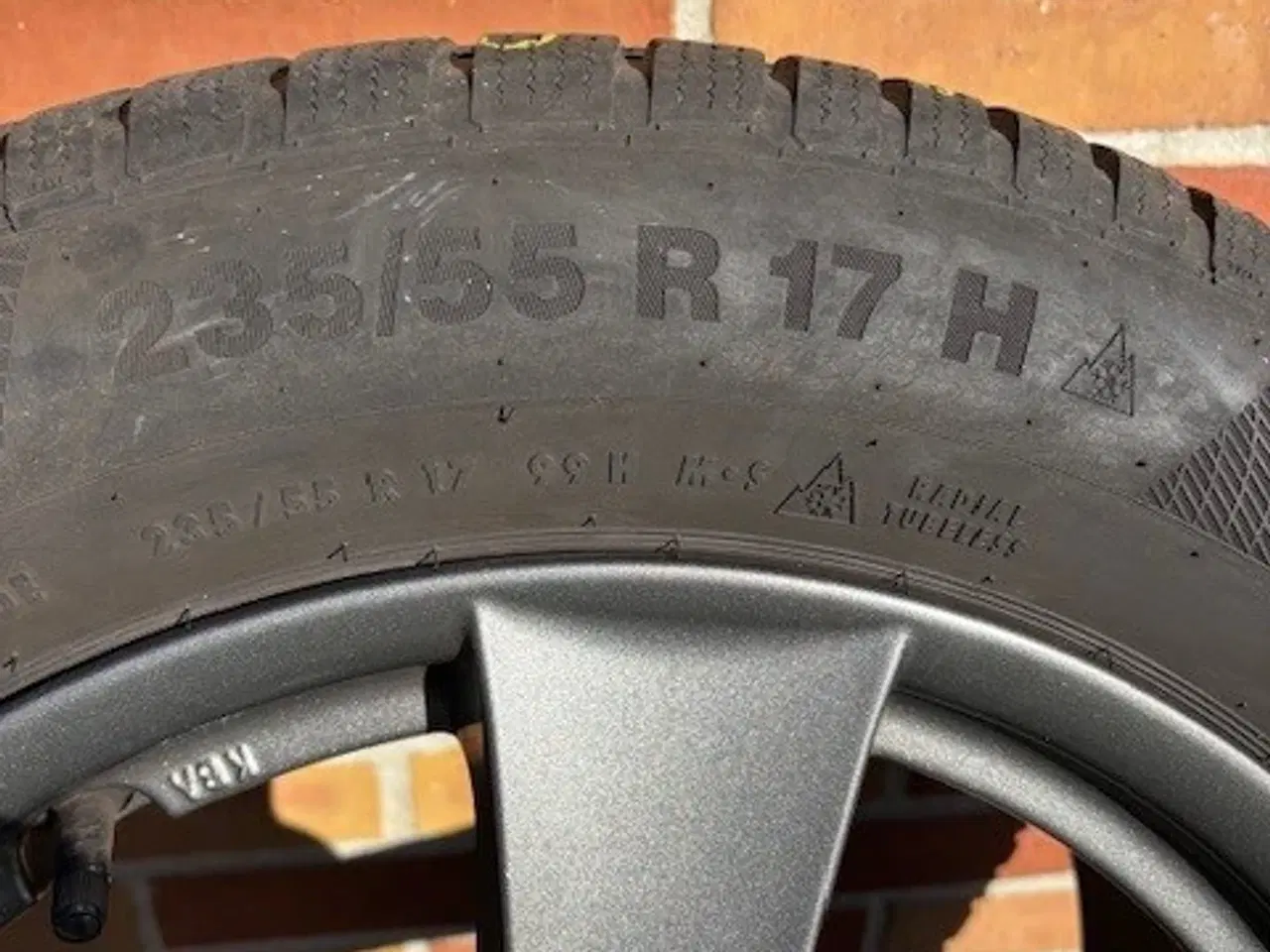 Billede 2 - Alufælge med vinterdæk