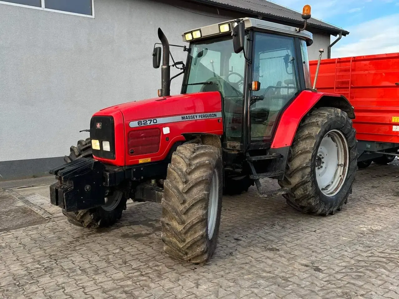 Billede 2 - Køber Brugt traktor med 4 wd 