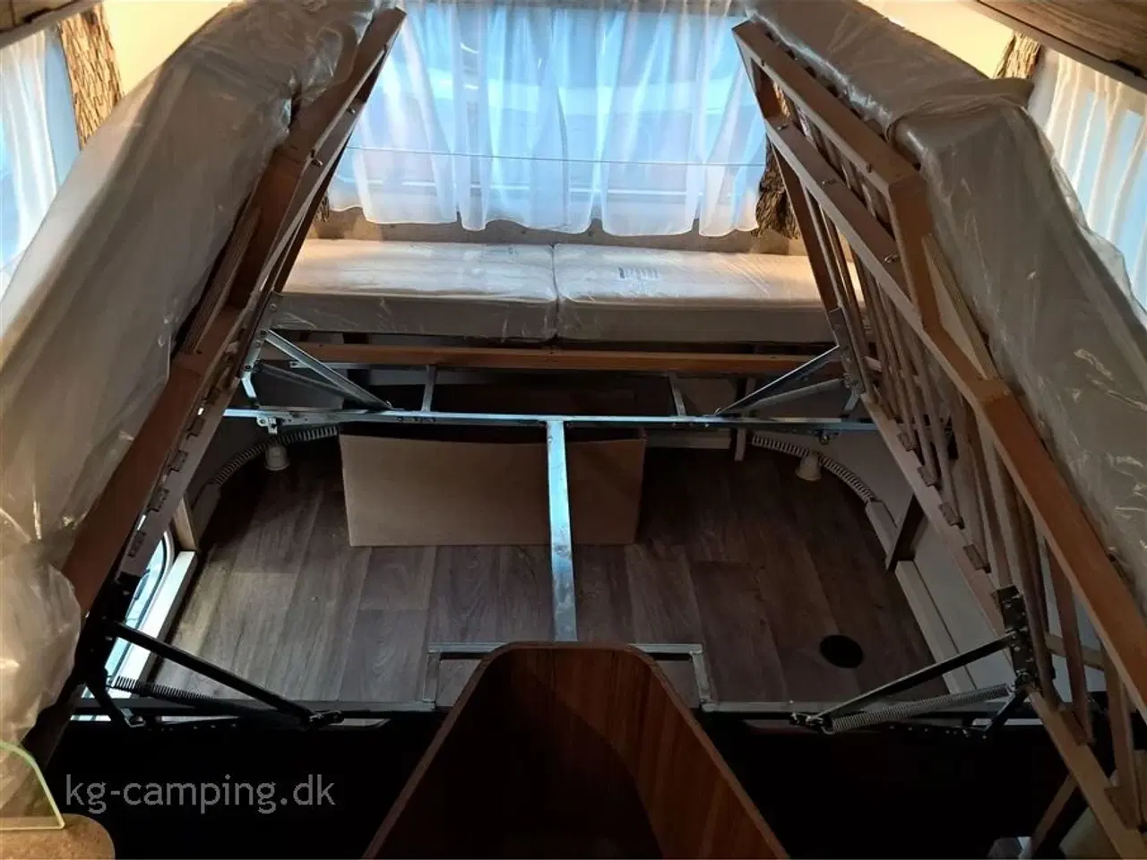 Billede 6 - 2023 - Eriba Touring 542 Legend   TILBUD nu nedsat med kr. 28.200,- Populær rejsevogn - Spækket med ekstraudstyr