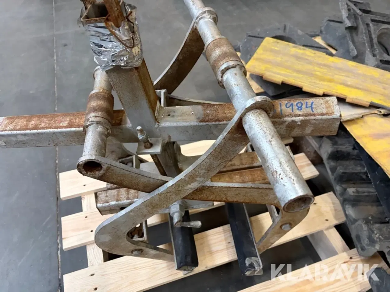 Billede 11 - Lot - løftetang, kabelbroer og palleløfter