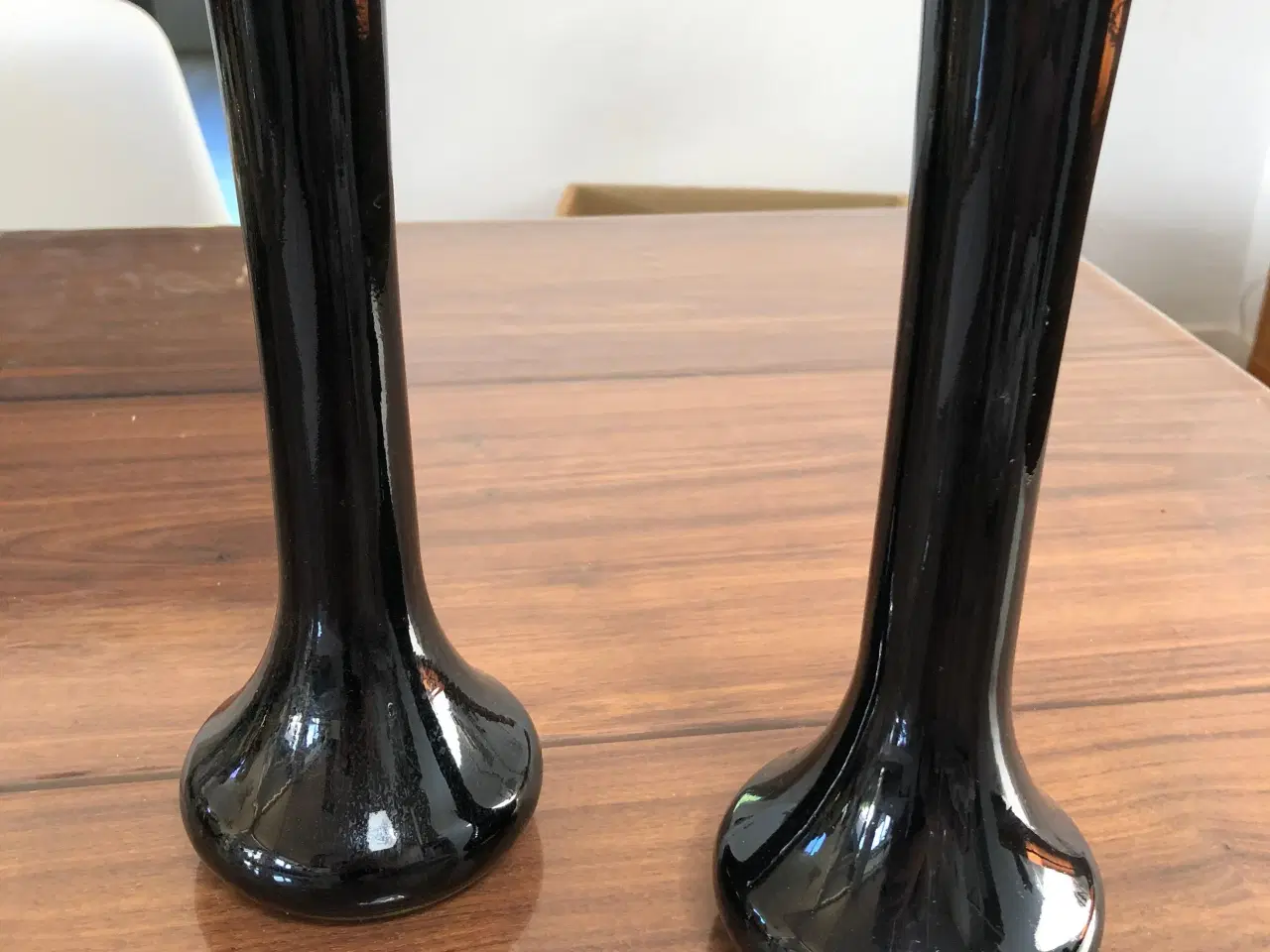 Billede 2 - 2 sorte vaser