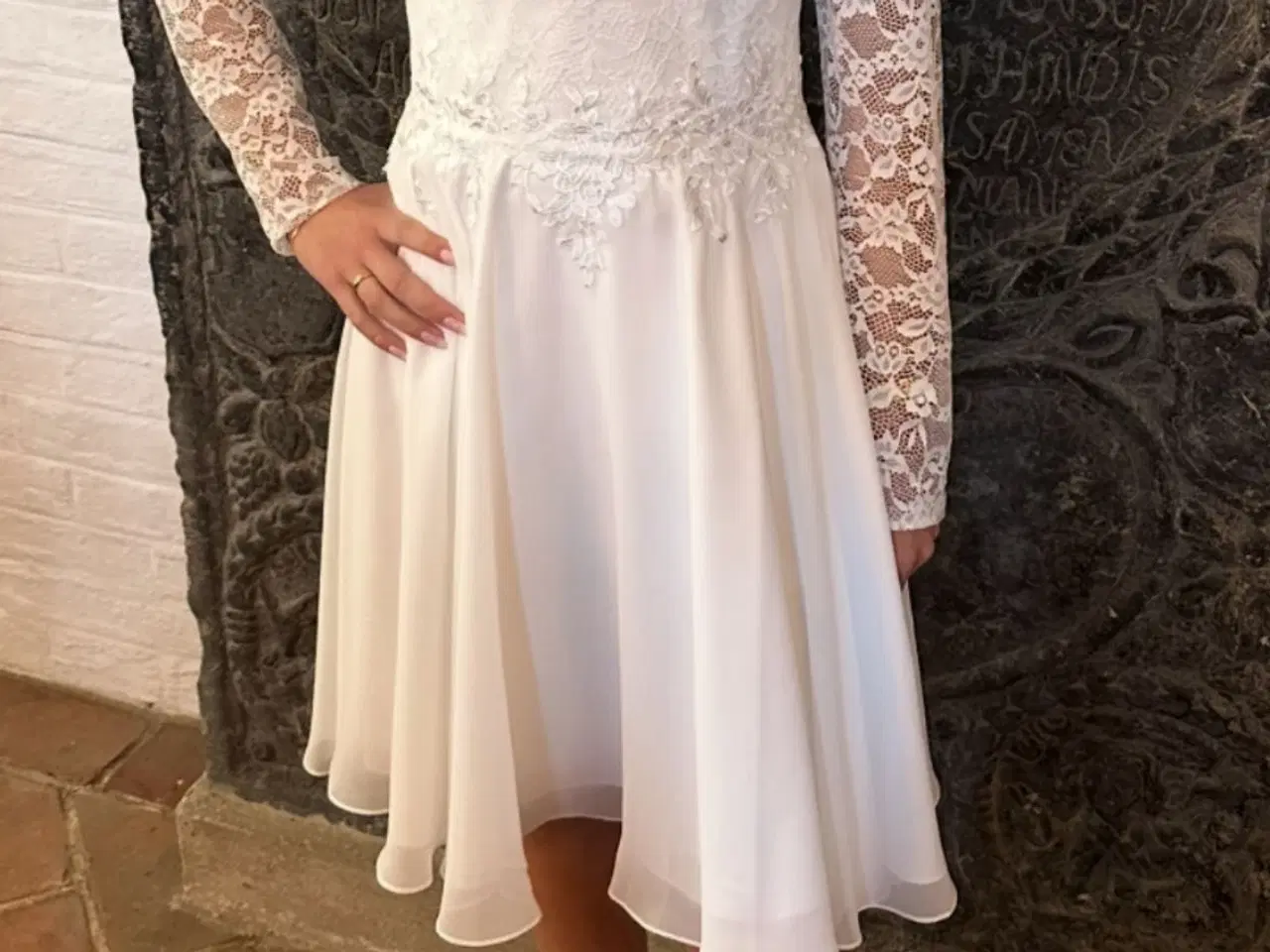 Billede 4 - Konfirmationskjole 