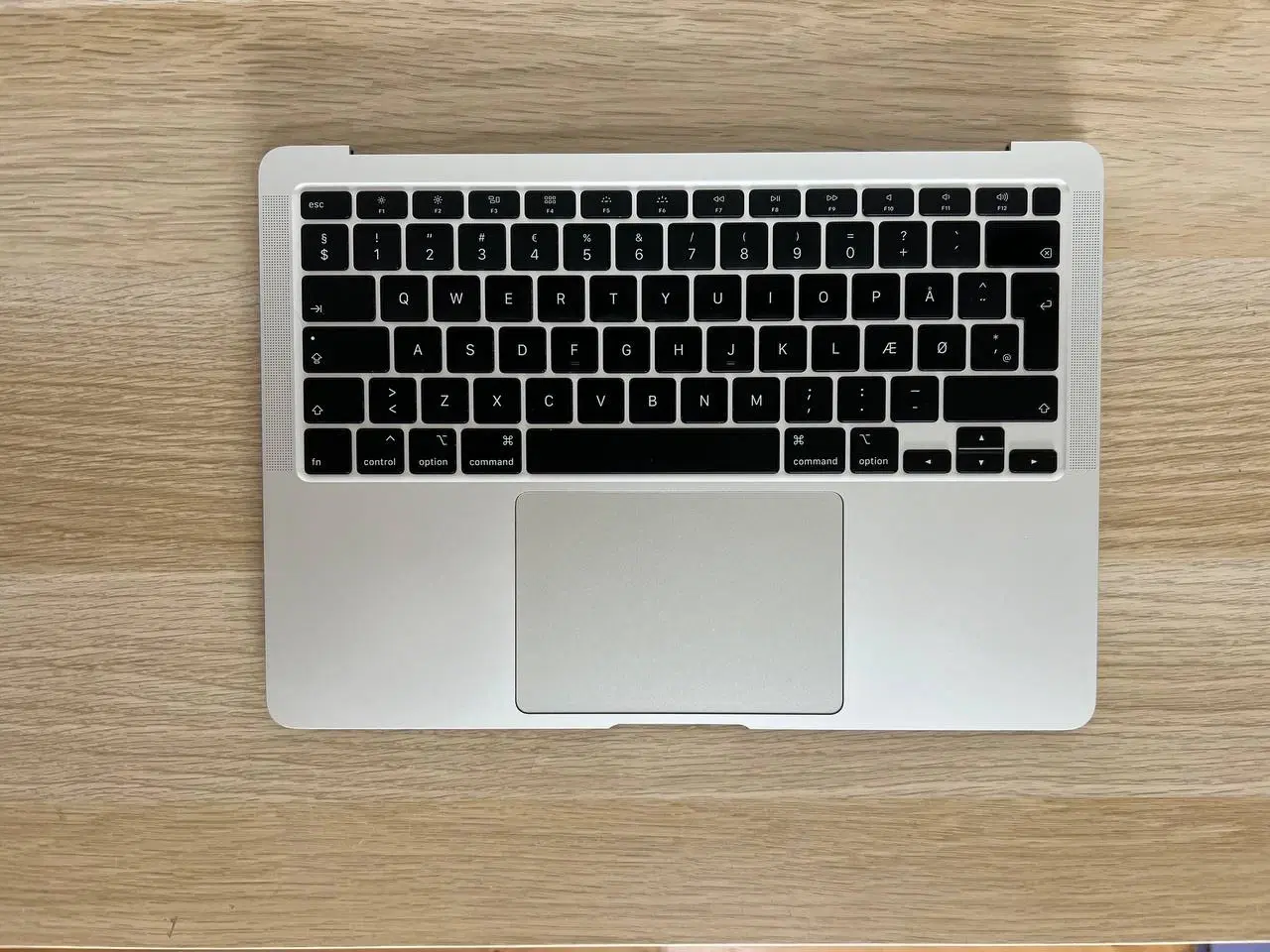 Billede 1 - MacBook Air 2020 Intel – Kun bunddel (uden skærm)