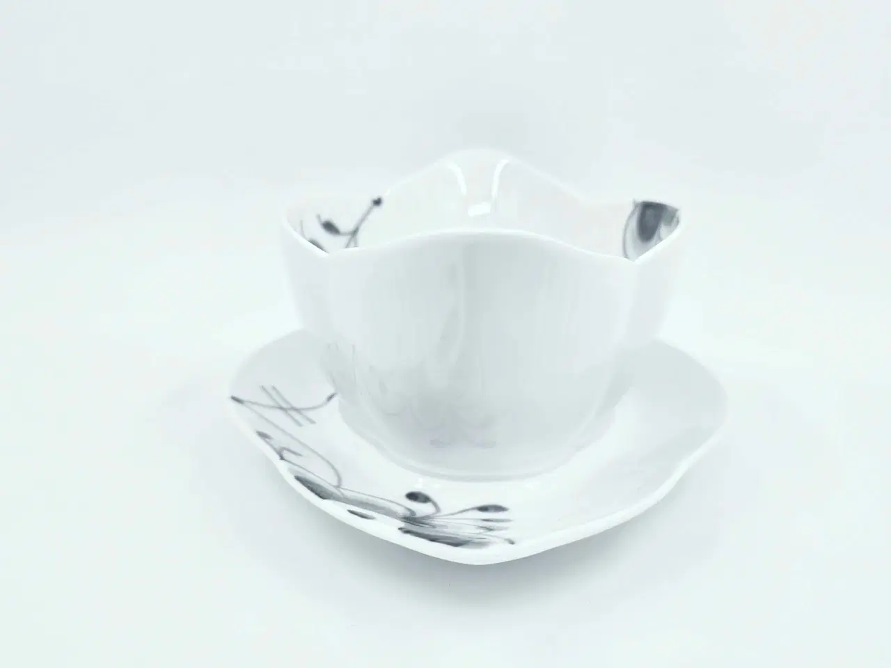 Billede 9 - Sort Mega Riflet Sovseskål 1 sortering Porcelæn 