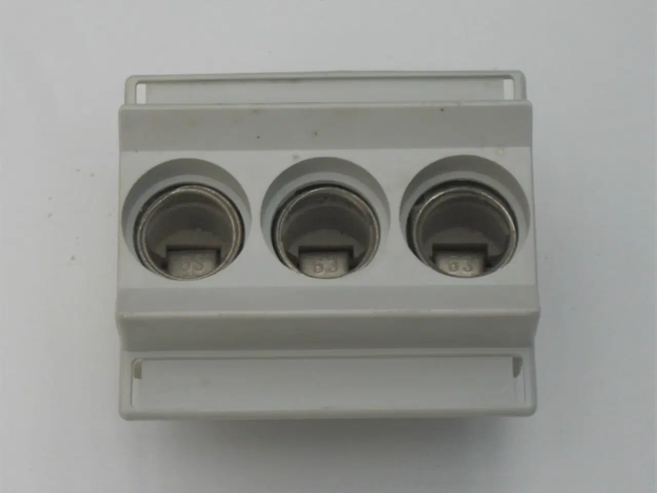 Billede 1 - Sikringsholder D02 3p 63A for DIN skinne.