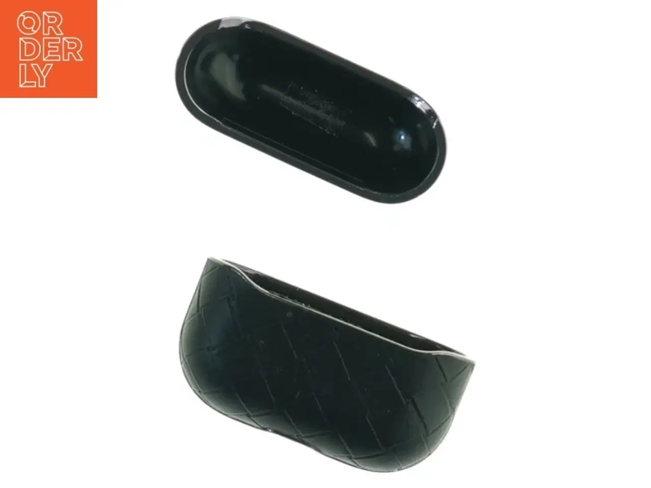 Billede 3 - earpods holder? fra Ideal of Sweden (str. 6 x 4 cm)