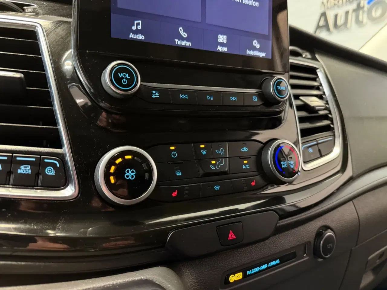 Billede 10 - Ford Transit Custom 320L 2,0 TDCi 185 Sport