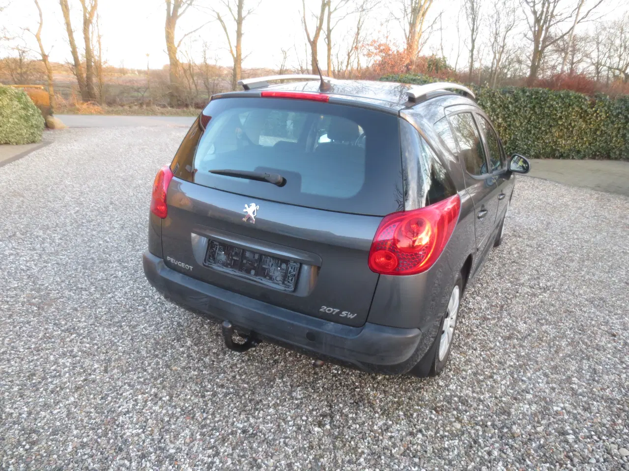 Billede 4 - Pæn Peugeot 207 1.4 i St-Car Nysynet. 