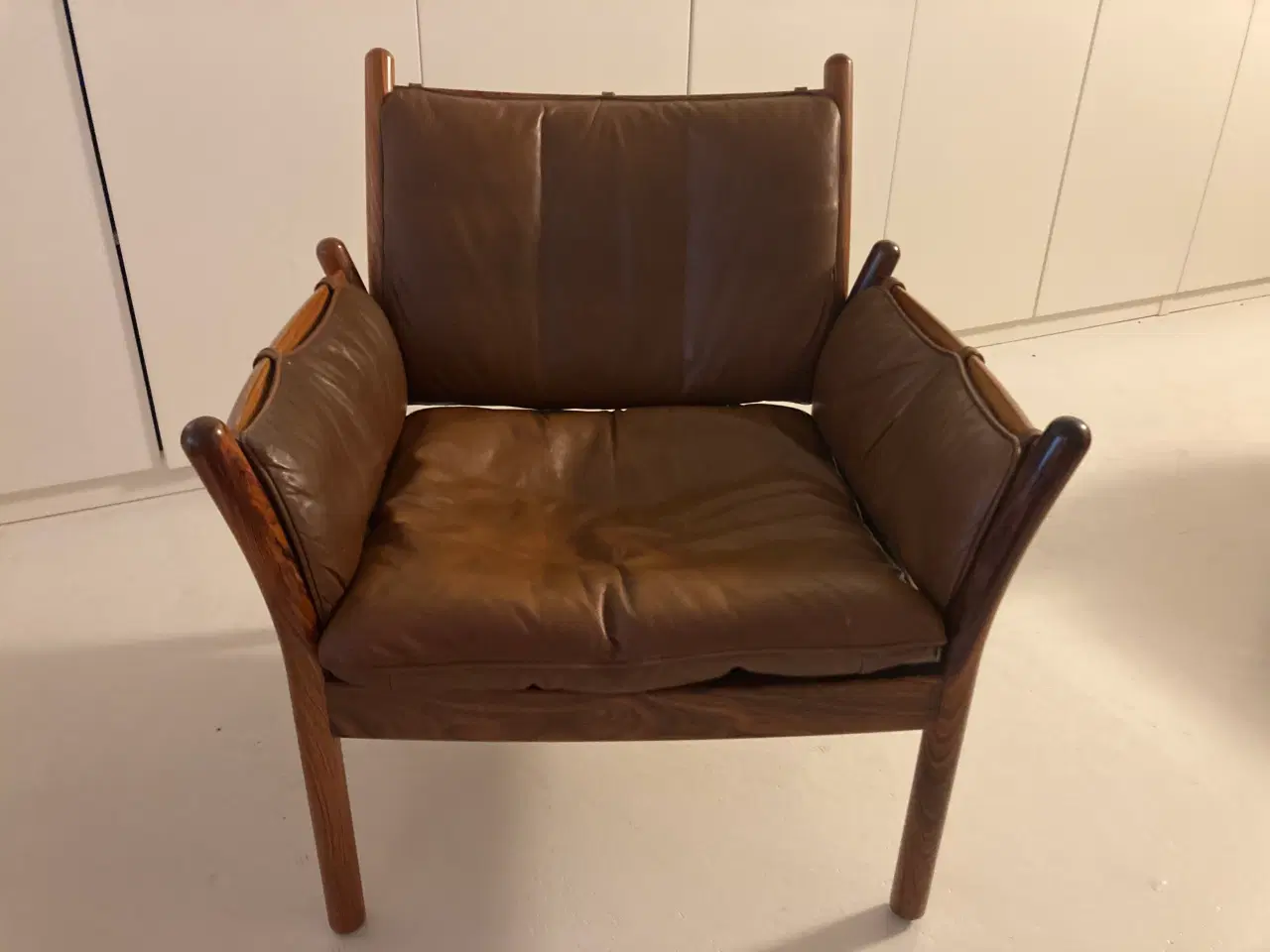 Billede 3 - Illum Wikkelsø: 2 Genius lænestole og 1 fodskammel