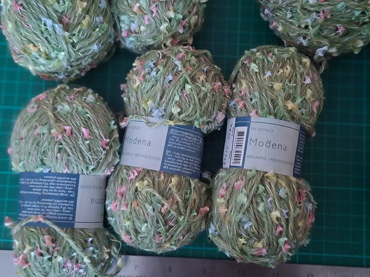 Billede 8 - Diverse garner sælges