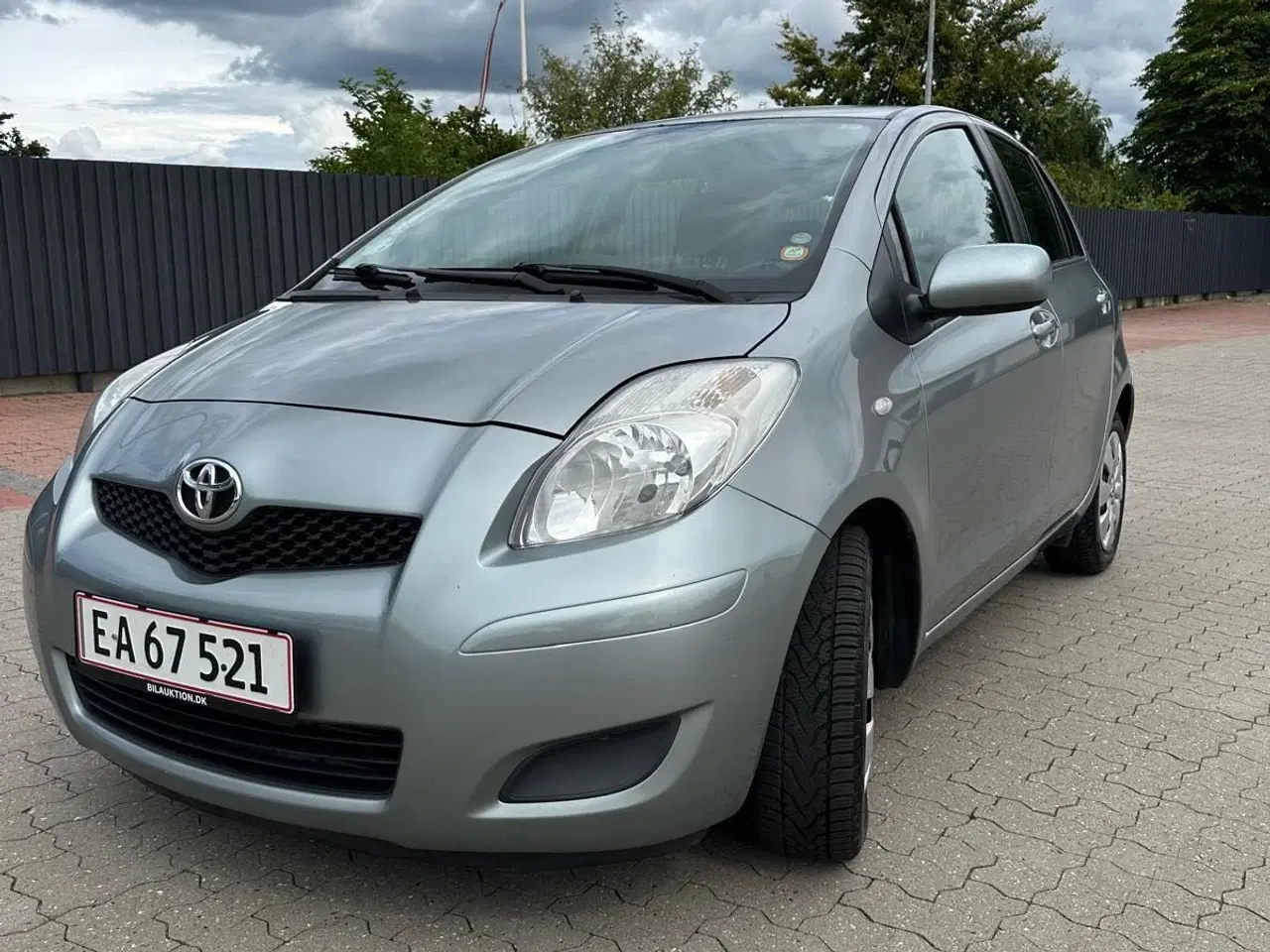 Billede 3 - Toyota Yaris 1.3 Automat – 2009