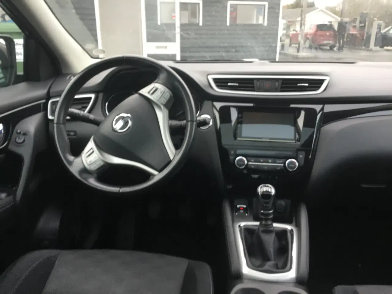 Billede 6 - Nissan Qashqai 1.5 dci n- connectra glastag klima