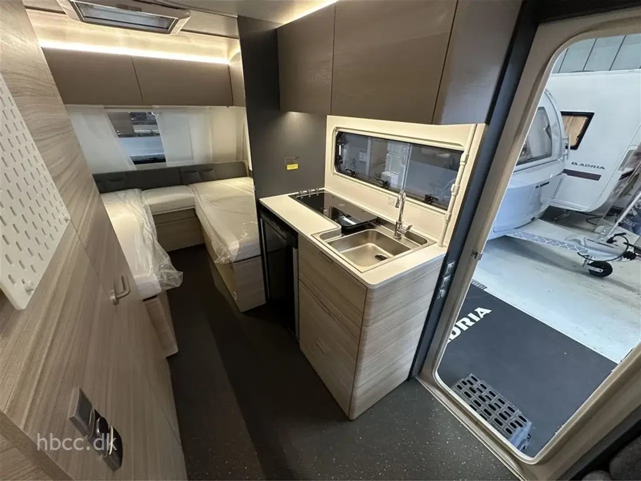 Billede 3 - 2026 - Adria Altea 492 LU Adria Altea 492 LU – Helt ny letvægtsvogn med enkeltsenge og moderne komfort