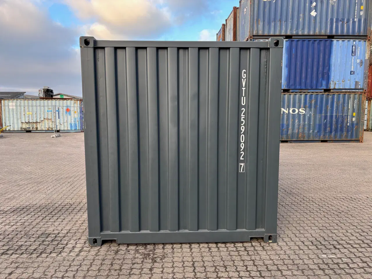 Billede 4 - TILBUD TILBUD 20 fods Container med småbuler. 7016