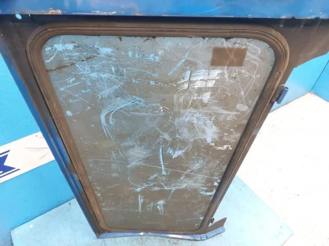 Billede 8 - Ford Tractor 1000 Series Ford Force Fieco dåse Bagrude med glas